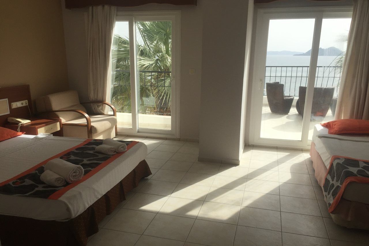 Maxsea Beach Hotel Тургутрейс Екстериор снимка